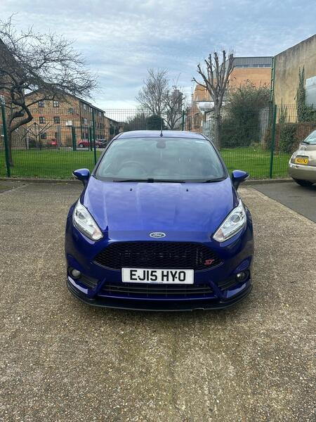 FORD FIESTA 1.6 T EcoBoost ST-3